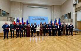Galeria aktualności Starosta Pucki Jarosław Białk odznaczony Medalem Komisji Edukacji Narodowej 6