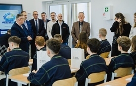 Galeria aktualności Nowy budynek i trzy specjalistyczne pracownie w PZS Kłanino 6