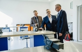 Galeria aktualności Nowy budynek i trzy specjalistyczne pracownie w PZS Kłanino 16