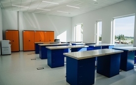Galeria aktualności Nowy budynek i trzy specjalistyczne pracownie w PZS Kłanino 22