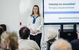 Galeria aktualności &bdquo;Świadomy Senior&rdquo; &ndash; o bezpieczeństwie, zdrowiu i prawach senior&oacute;w w Pucku 7