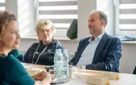 Galeria aktualności XI nadzwyczajna sesja Rady Powiatu Puckiego 2