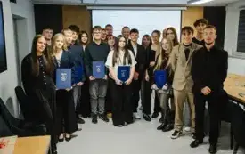 Galeria aktualności Inauguracja pracy Młodzieżowej Rady Powiatu Puckiego w roku szkolnym 2025/2026 12