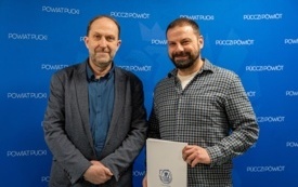 Galeria aktualności Uroczyste wręczenie informacji o przyznanych dotacjach dla organizacji pozarządowych 4