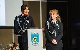 Galeria aktualności Kobiety w strażackiej służbie. Druhny OSP spotkały się na III Strażackim Dniu Kobiet Powiatu Puckiego 15