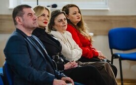 Galeria aktualności Kobiety w strażackiej służbie. Druhny OSP spotkały się na III Strażackim Dniu Kobiet Powiatu Puckiego 17