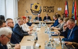 Galeria aktualności XV Sesja Rady Powiatu Puckiego. Wotum zaufania i absolutorium dla Zarządu Powiatu 28