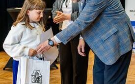 Galeria aktualności Gala BI&Eacute;LAWA 2026 w Strzelnie. Wręczono nagrody w Og&oacute;lnopolskim Konkursie Mowy Kaszubskiej &bdquo;B&euml; nie zab&euml;c m&ograve;w&euml; stark&oacute;w&rdquo; 26