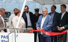 Galeria aktualności Elektryczny tramwaj wodny otrzymał imię. &bdquo;Bańtka&rdquo; wypłynęła na Zatokę Pucką 7