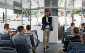 Galeria aktualności Elektryczny tramwaj wodny otrzymał imię. &bdquo;Bańtka&rdquo; wypłynęła na Zatokę Pucką 20