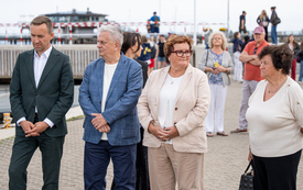 Galeria aktualności Elektryczny tramwaj wodny otrzymał imię. &bdquo;Bańtka&rdquo; wypłynęła na Zatokę Pucką 57