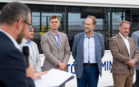 Galeria aktualności Elektryczny tramwaj wodny otrzymał imię. &bdquo;Bańtka&rdquo; wypłynęła na Zatokę Pucką 60