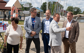 Galeria aktualności Elektryczny tramwaj wodny otrzymał imię. &bdquo;Bańtka&rdquo; wypłynęła na Zatokę Pucką 71