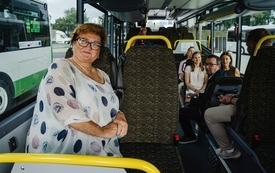 Galeria aktualności Dwa nowe autobusy elektryczne wyjechały na drogi puckiego 6