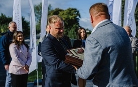 CHODNIK_STARZYNSKI_DWOR_FOT_KONRAD_KEDZIOR (18 z 1)