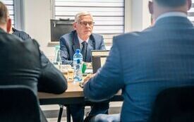 Galeria aktualności Jednogłośne poparcie Rady Powiatu Puckiego dla utworzenia związku metropolitalnego 16