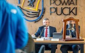Galeria aktualności Jednogłośne poparcie Rady Powiatu Puckiego dla utworzenia związku metropolitalnego 22