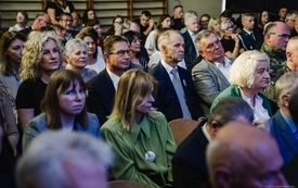 Galeria aktualności Cztery dwudziestolecia, kilka edukacyjnych epok. PZS w Kłaninie ma 80 lat 11