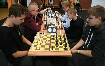 Zdjęcie do POSM Puck: Młodzi mistrzowie szach&oacute;w walczyli w turniejach pod patronatem Przewodniczącego Rady Powiatu Puckiego