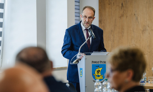 XV Sesja Rady Powiatu Puckiego. Wotum zaufania i absolutorium dla Zarządu Powiatu