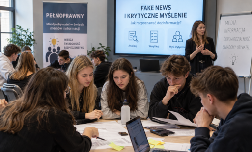 Zdjęcie do Młodzi kontra fake newsy. Rusza projekt &bdquo;PEŁNOPRAWNY&rdquo;