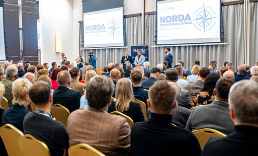 Konferencja „NORDA – przestrzeń dla biznesu” w Jastrzębiej Górze, poświęcona inwestycjom i rozwojowi gospodarczemu północnych Kaszub.